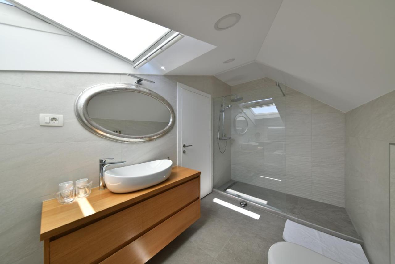 Novem Apartment *